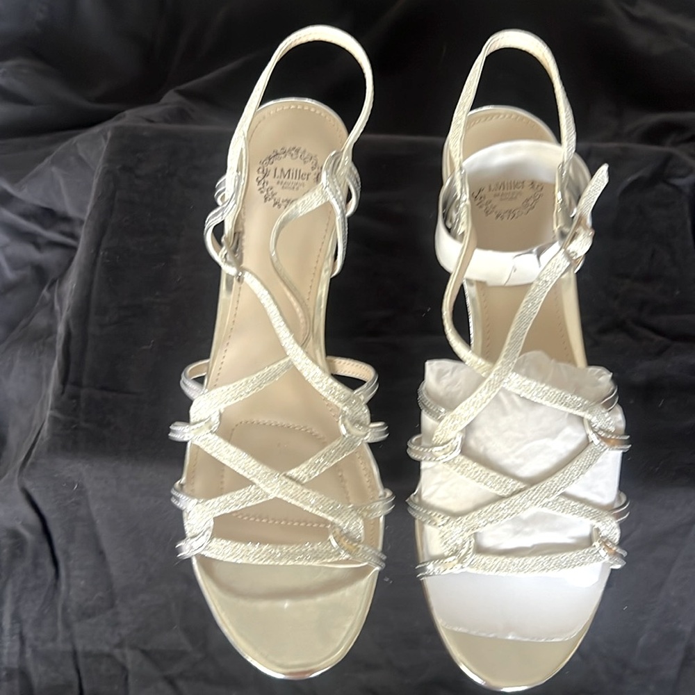 NWT Original Box I. Miller Two-Tone Silver Strappy Dressy Wedges. Size 7